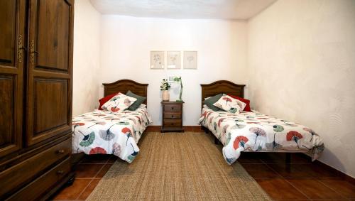 Casa Vista Montaña 1 habitación 2 Camas individuales del hotel Casas Rurales De Guayadeque. Foto 8