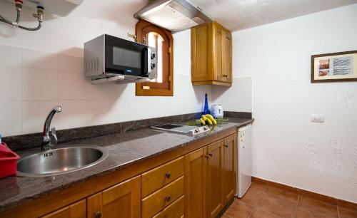 Casa Con Cocina 1 habitación 2 Camas individuales del hotel Casas Rurales De Guayadeque. Foto 4