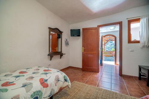 Casa Con Cocina 1 habitación 2 Camas individuales del hotel Casas Rurales De Guayadeque. Foto 6