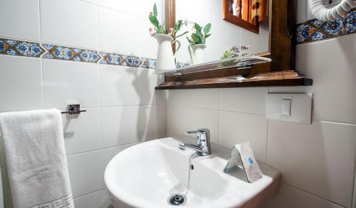 Casa con 1 dormitorio del hotel Casas Rurales De Guayadeque. Foto 12