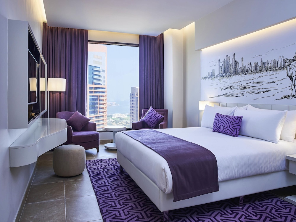 Apartamento Familiar de un dormitorio con 2 camas individuales, Vistas a la ciudad del hotel Mercure Hotels Suites And Apartments Barsha Height