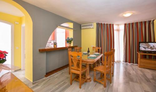 Apartamento de 1 dormitorio del hotel Ona Campanario. Foto 4