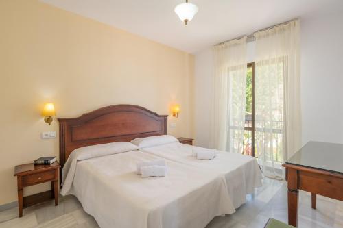 Apartamento de 2 dormitorios del hotel Playamaro. Foto 1