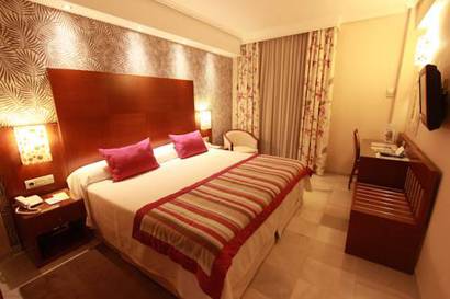 Habitación doble Vista Mar del hotel Balcon de Europa. Foto 1