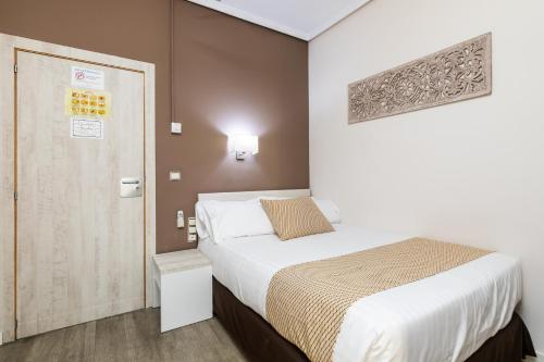 Habitación Individual del hotel Sweet Continental. Foto 1