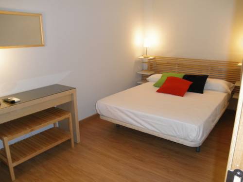 Doble Básica - Baño Privado Exterior del hotel Dormavalència