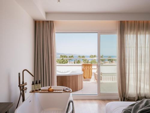 The Penthouse con Piscina Privada del hotel ME Marbella. Foto 2