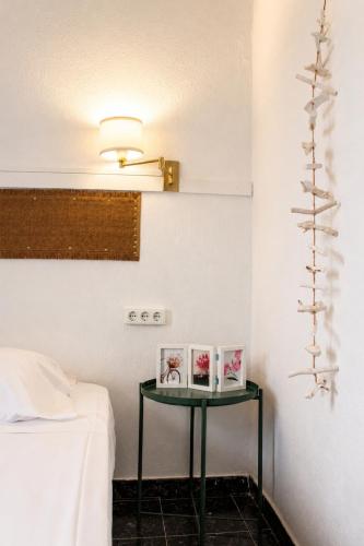 Habitación Doble con vistas al mar del hotel Malvarrosa Beach Rooms. Foto 3