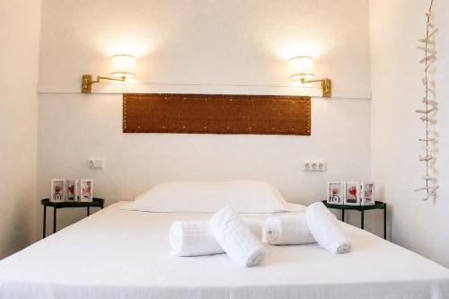 Habitación Doble con vistas al mar del hotel Malvarrosa Beach Rooms. Foto 5