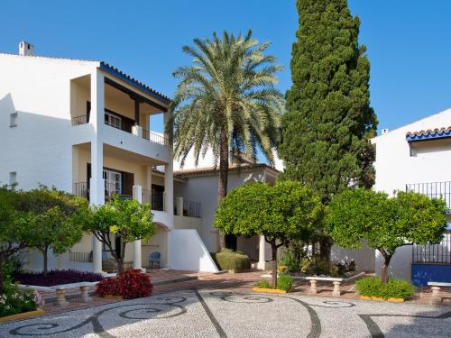 Habitación Estándar del hotel BlueBay Banus. Foto 8