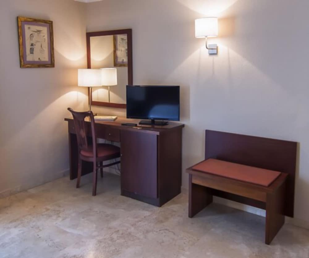 Habitación doble, terraza del hotel Torremar. Foto 4