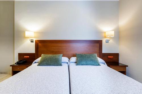 Habitación Doble Económica del hotel Torremar. Foto 7