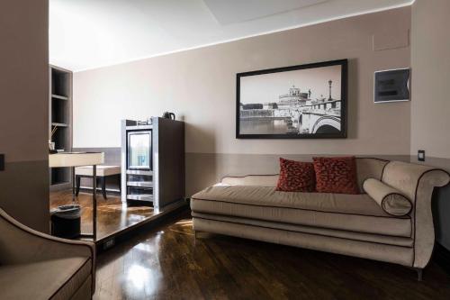 Habitación Triple Executive del hotel Rome Times. Foto 3