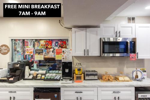 Habitación con cama grande del hotel JG Sohotel