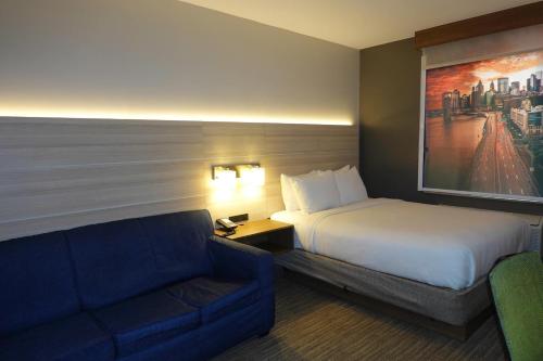 Suite con cama grande - No fumadores del hotel Country Inn & Suites by Radisson, Staten Island. Foto 1