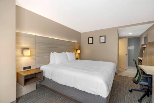 Habitación Doble con cama extragrande - No fumadores del hotel Country Inn & Suites by Radisson, Staten Island