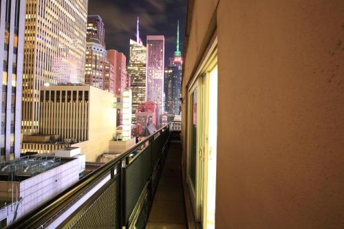 Apartamento Ático de 1 dormitorio con cama extragrande del hotel Radio City