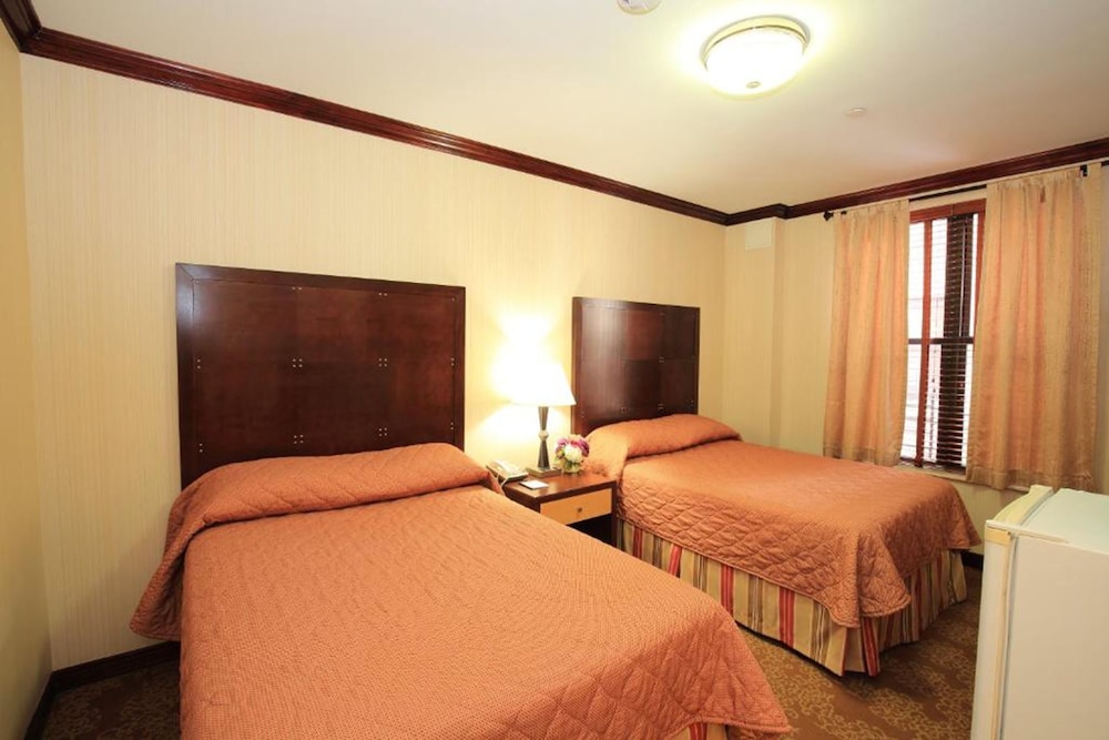 Estudio, 2 camas dobles, cocina básica del hotel Radio City. Foto 2