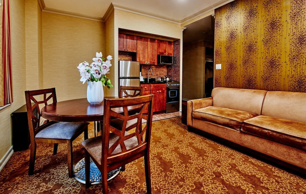 Apartamento, 2 habitaciones, cocina básica del hotel Radio City. Foto 5