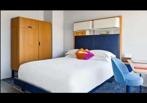 Habitación Estándar - 1 cama grande del hotel The Standard, East Village