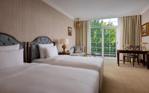 Habitación Doble Superior del hotel Rixos Almaty. Foto 3