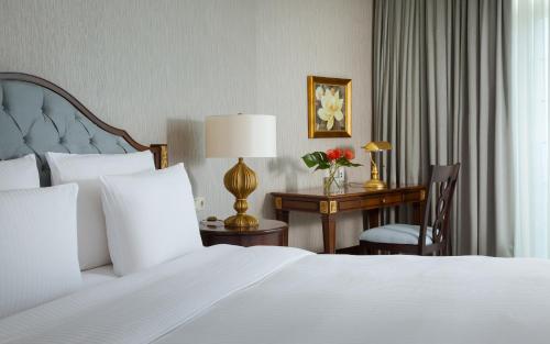 Suite Superior del hotel Rixos Almaty. Foto 4