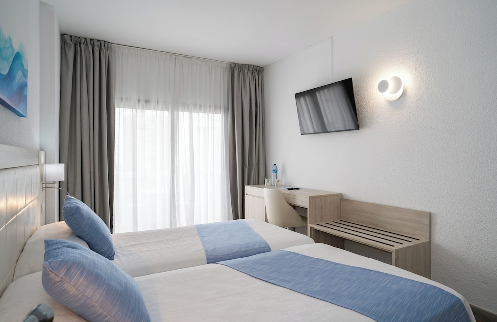 Superior Double Room, Terrace, Pool View del hotel Sandos Griego. Foto 3