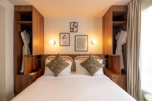 Habitación Clásica del hotel Salvia Paris. Foto 4