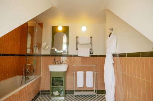 Habitación Prestige del hotel Salvia Paris. Foto 7