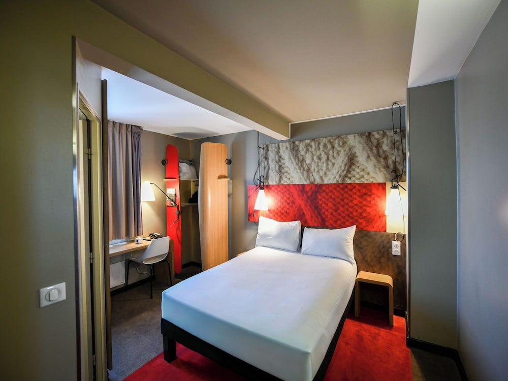Habitación estándar doble, 1 cama doble del hotel Ibis Paris Canal Saint Martin. Foto 4