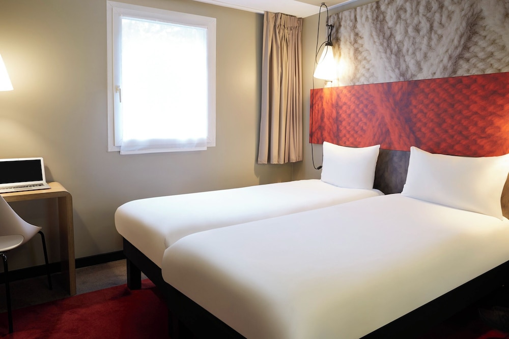 Habitación estándar, 2 camas individuales del hotel Ibis Paris Canal Saint Martin. Foto 7
