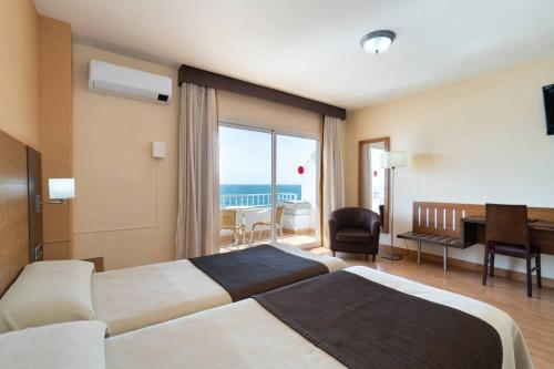 Habitación Doble con vistas al mar - 1 o 2 camas del hotel Rincon Sol. Foto 3
