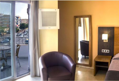 Habitación Doble con vistas a la ciudad - 1 o 2 camas del hotel Rincon Sol. Foto 6