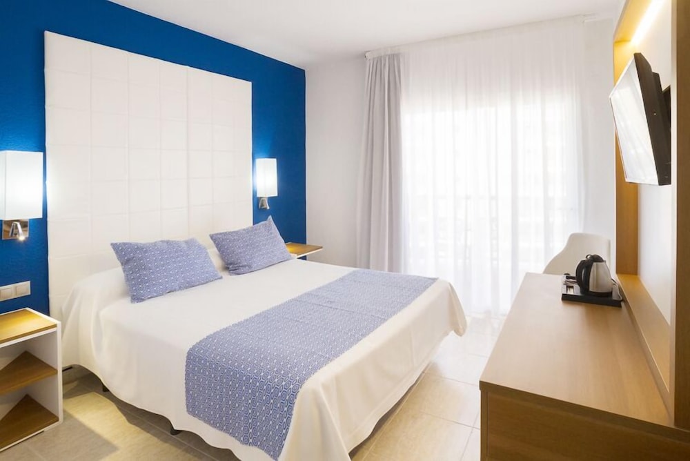 Habitación doble, vistas al mar del hotel Ibersol Torremolinos Beach. Foto 2