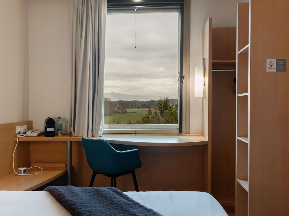 Habitación Confort doble del hotel Ibis Barcelona Mollet. Foto 4