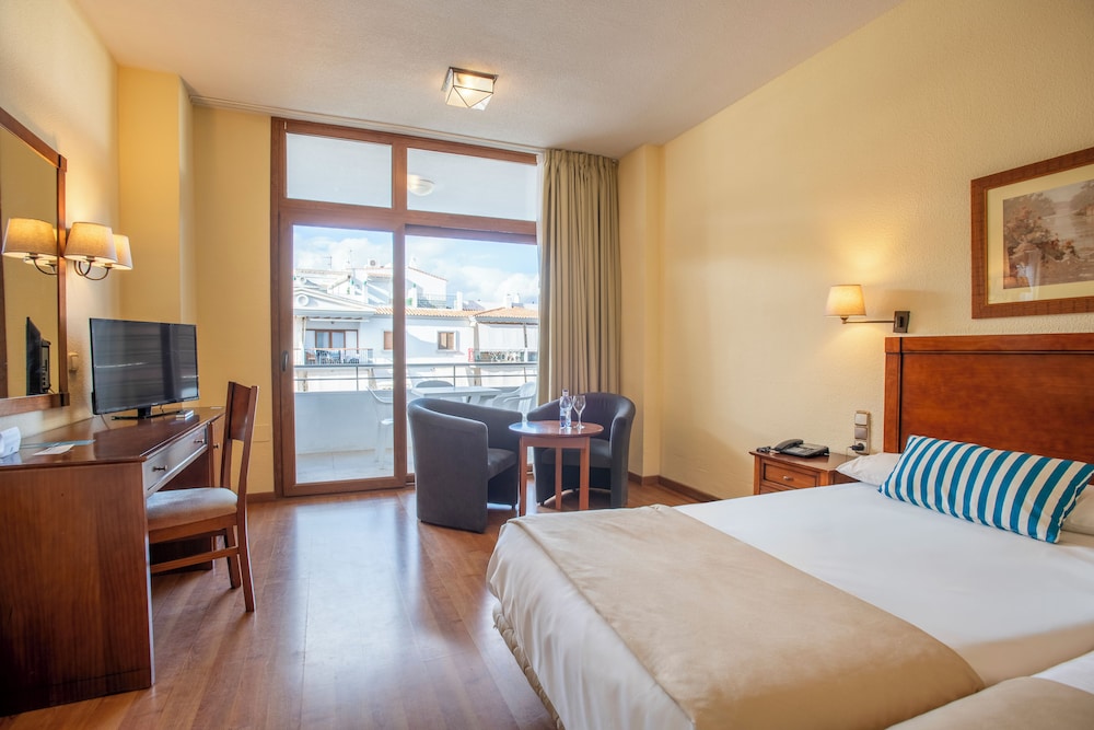 Habitación Confort del hotel Leonardo Hotels Gran Cervantes. Foto 1