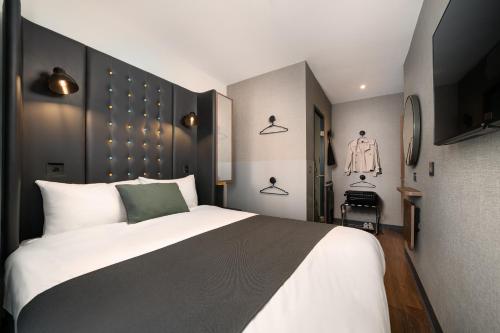 Habitación doble acogedora con ventana del hotel Point A - Westminster, London. Foto 3