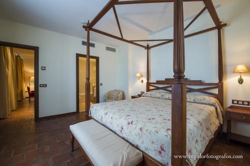 Suite Junior del hotel Hospedium Cortijo Santa Cruz. Foto 2