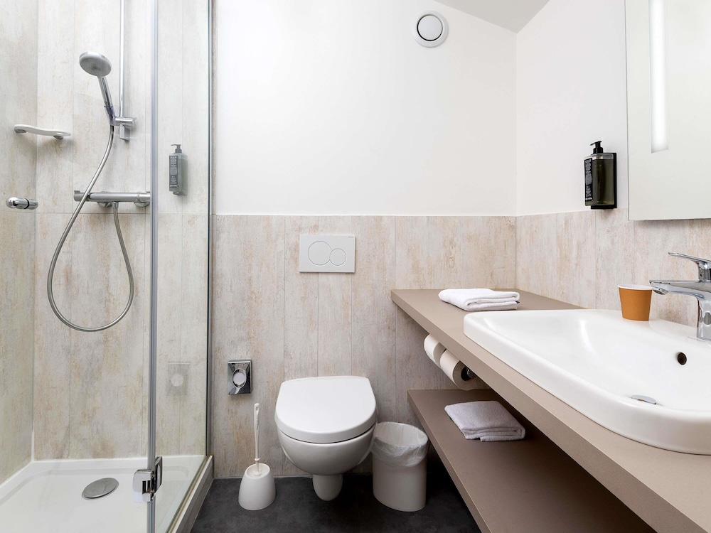 Habitación Estándar con 1 cama doble del hotel Ibis Styles Macon Centre. Foto 3