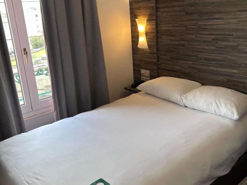 Habitación Standard con una cama individual del hotel Ibis Styles Rennes Centre Gare Nord. Foto 1