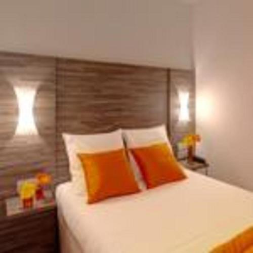 Habitación Standard con una cama individual del hotel Ibis Styles Rennes Centre Gare Nord. Foto 8