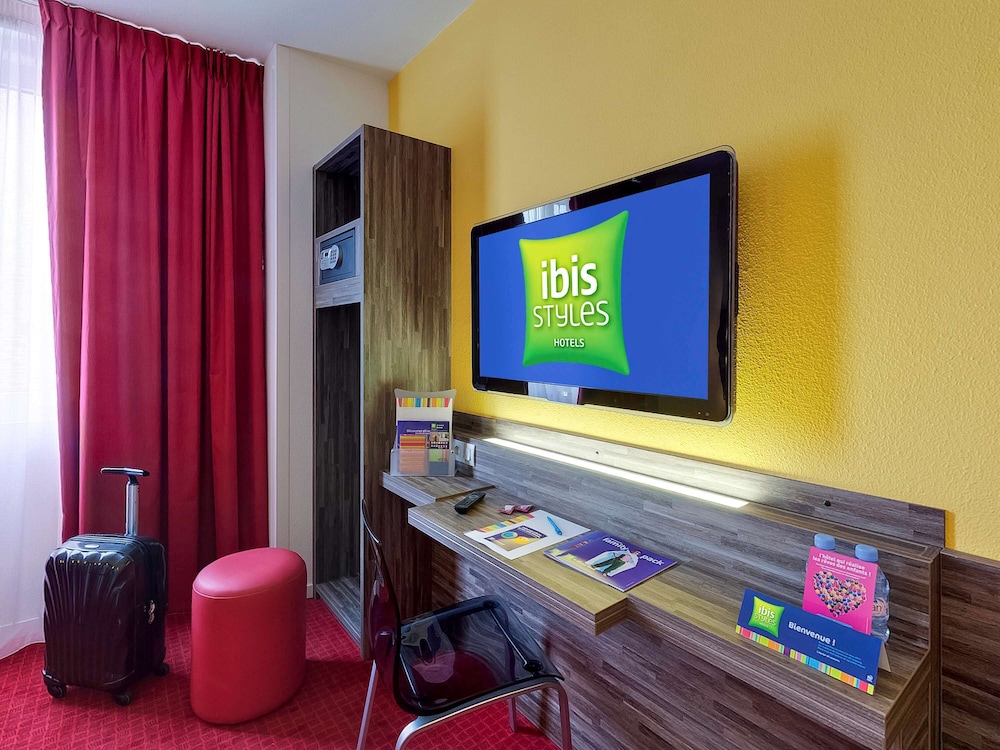 Habitación Standard con dos camas individuales del hotel Ibis Styles Rennes Centre Gare Nord. Foto 3