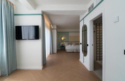 Suite Junior del hotel Medplaya Hotel Pez Espada. Foto 2