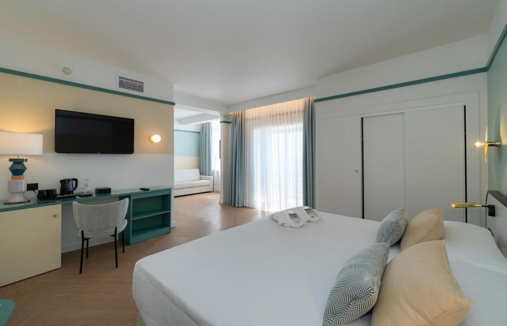 Junior suite del hotel Medplaya Hotel Pez Espada. Foto 3