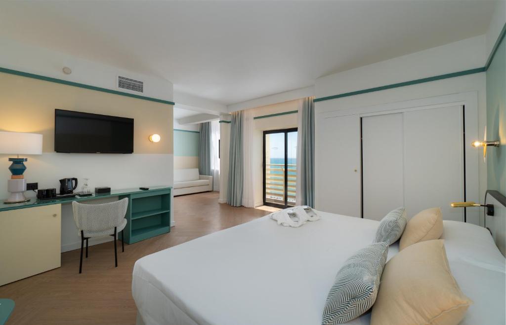 Junior suite del hotel Medplaya Hotel Pez Espada. Foto 4