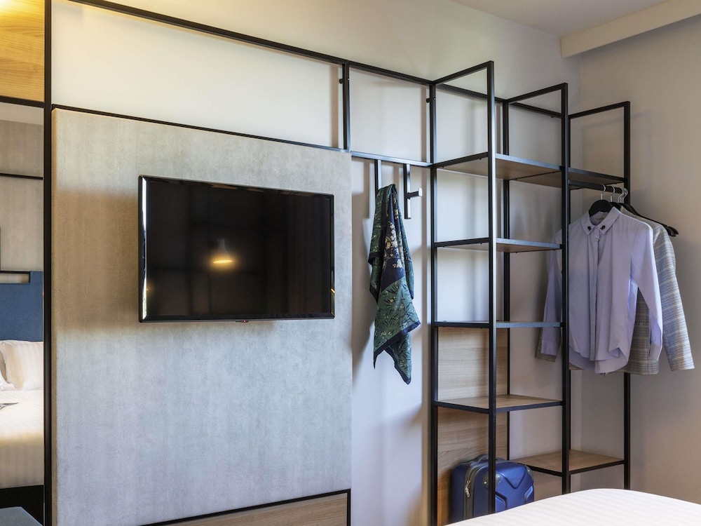 Habitación estándar doble, 1 cama doble, accesible para personas con discapacidad del hotel Ibis Paris CDG Airport. Foto 3