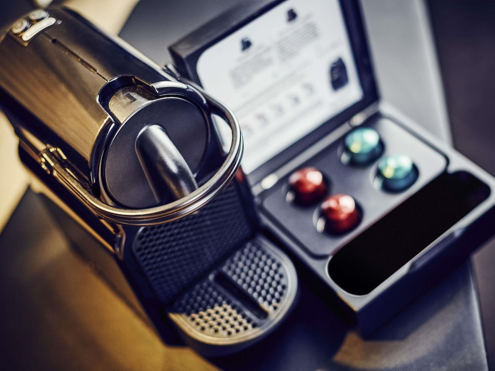 Habitación Confort, 1 cama doble del hotel Ibis Paris CDG Airport. Foto 2