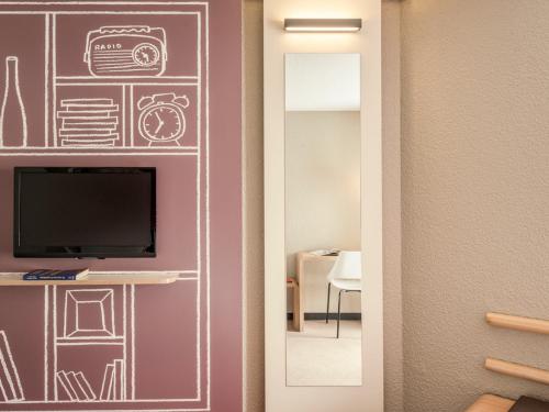 Habitación Individual Estándar del hotel Ibis Gare Montparnasse 15eme. Foto 4