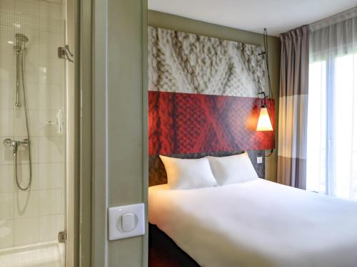 Habitación Doble Estándar del hotel Ibis Tour Montparnasse 15eme. Foto 7