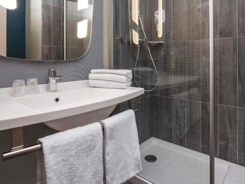 Habitación Doble Estándar del hotel Ibis Paris Nord Villepinte Parc Des Expositions. Foto 4